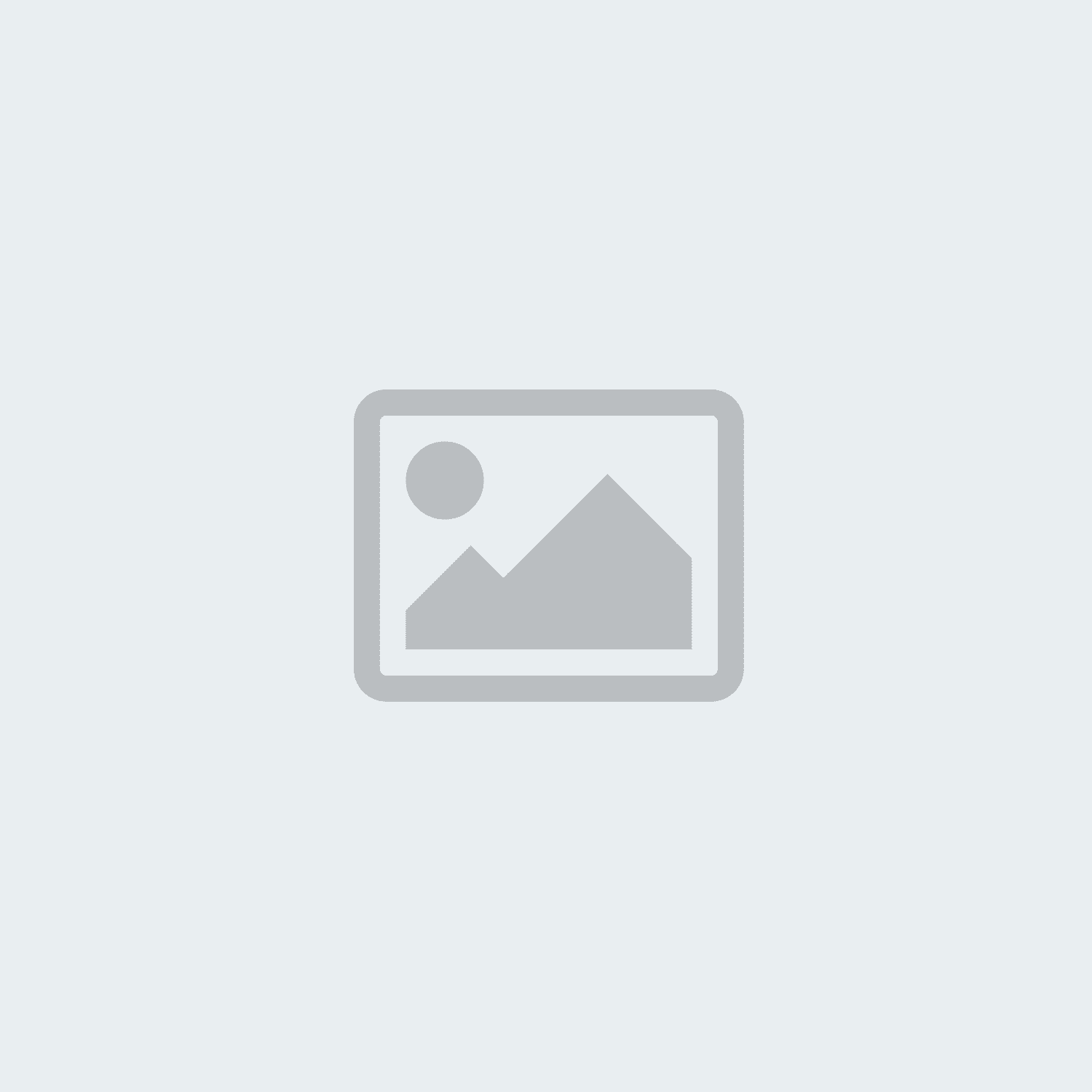 Man eating healthy food to lose body fat while maintaining muscle
